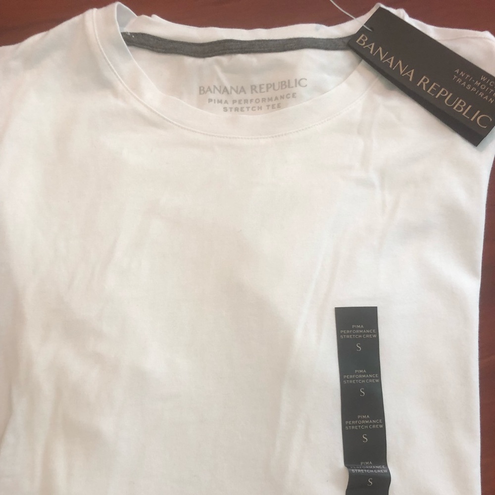 Banana Republic Solid White Tee